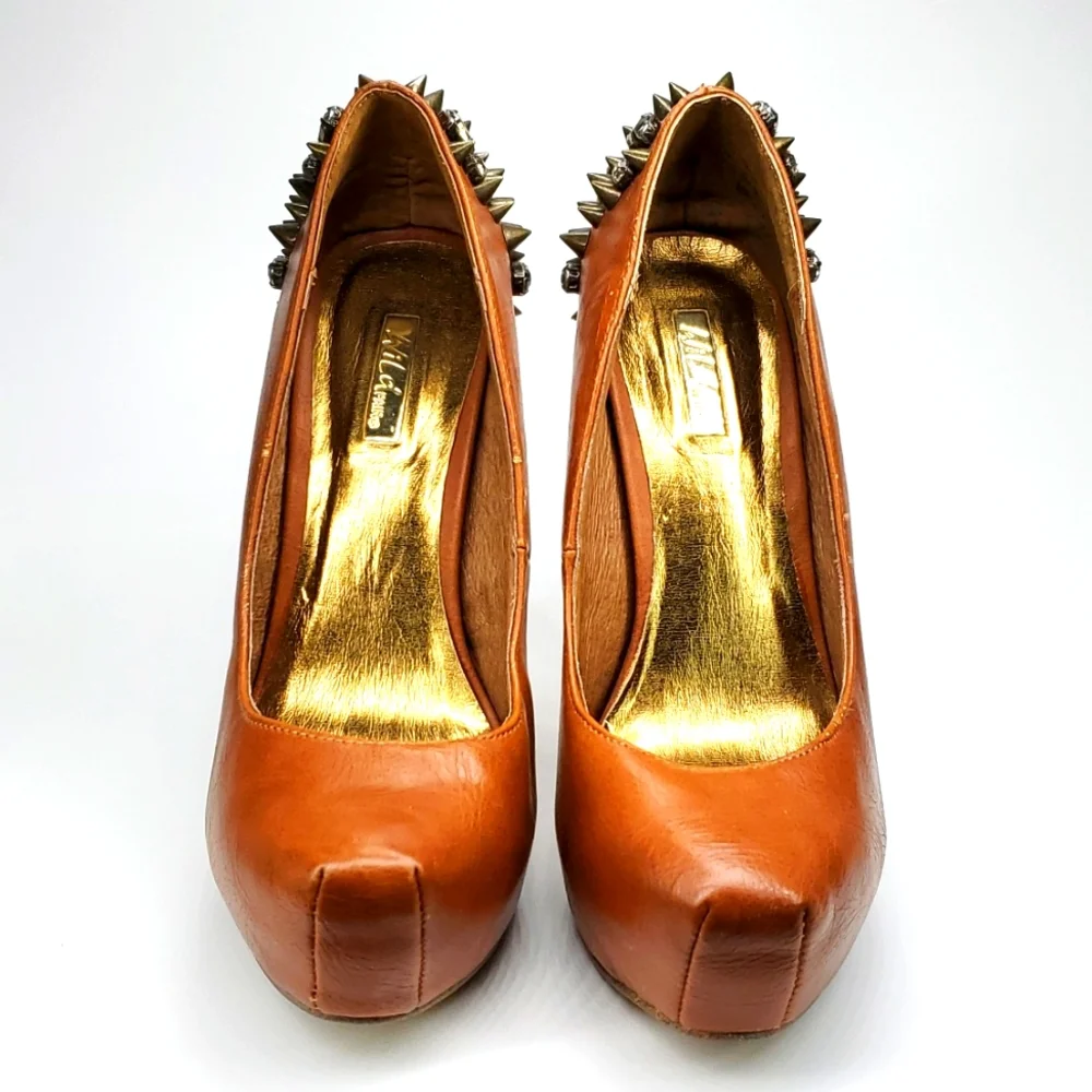 Vintage Wild Pair Carly Tan Spike Studded Platform Stilettos 5 EUC